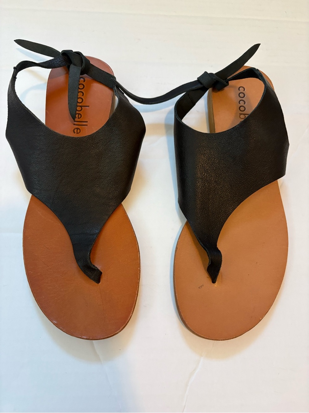 Cocobelle tie back black leather thong sandals size 9
